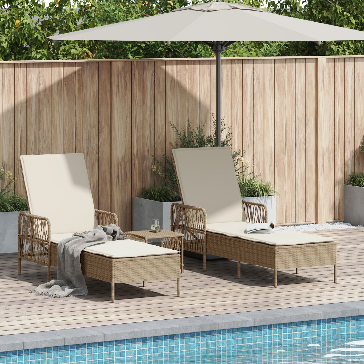 vidaXL Sonnenliegen-Set Set von 3 Beige und Cremeweiß PE Rattan, Metall