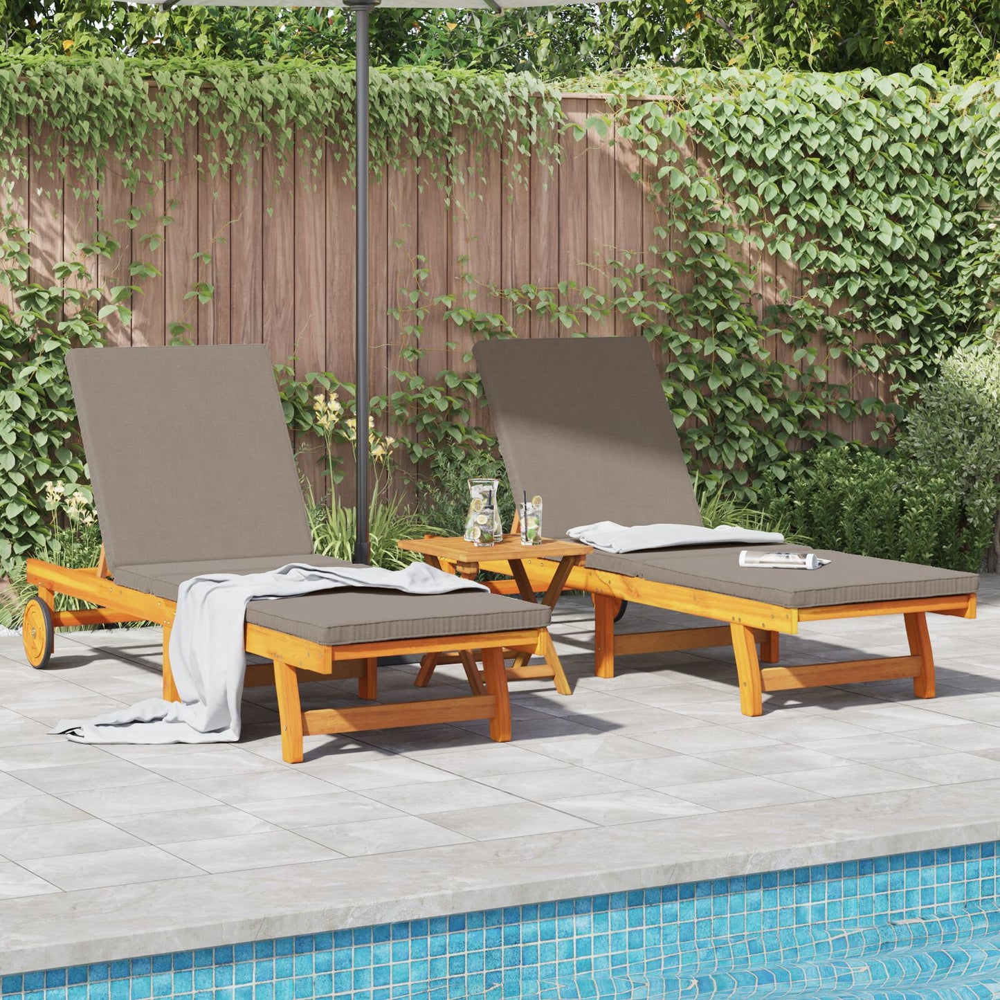 vidaXL Sonnenliegen 2er Set mit Rädern und Kissen aus robustem Akazienholz